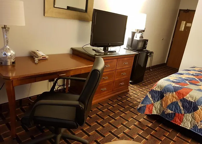 Le Mars Inn And Suites