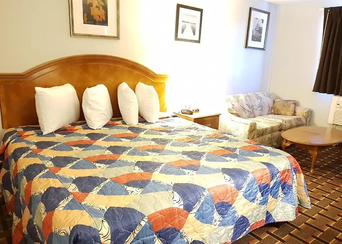 Le Mars Inn And Suites